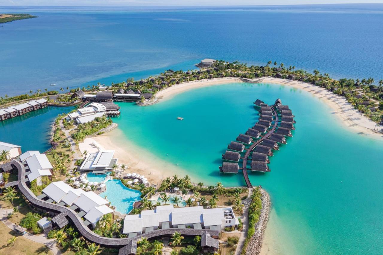 Fiji Marriott Resort Momi Bay Exteriör bild Aerial view of the resort